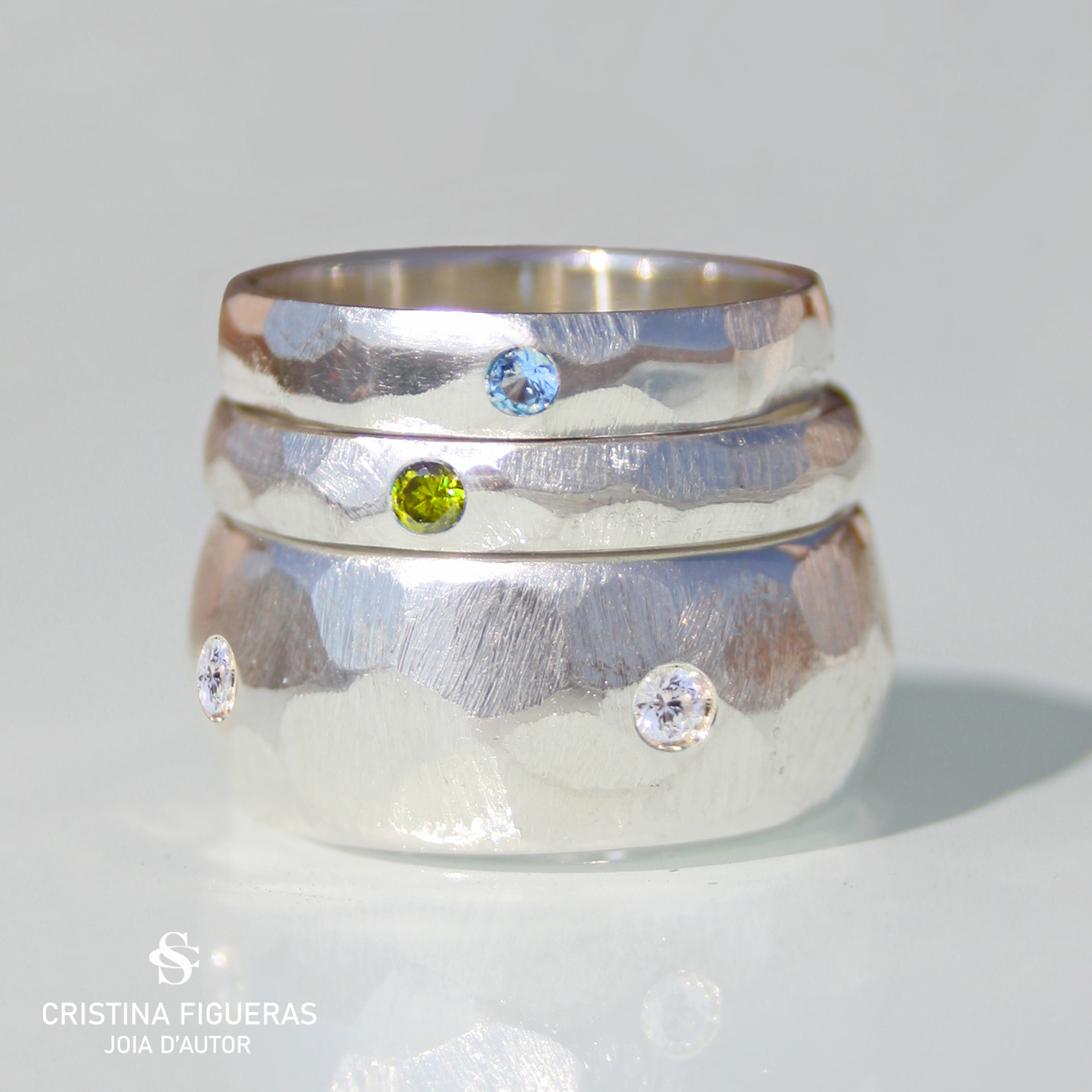 TÒTEM D'ANELLS · PEDRES PRECIOSES