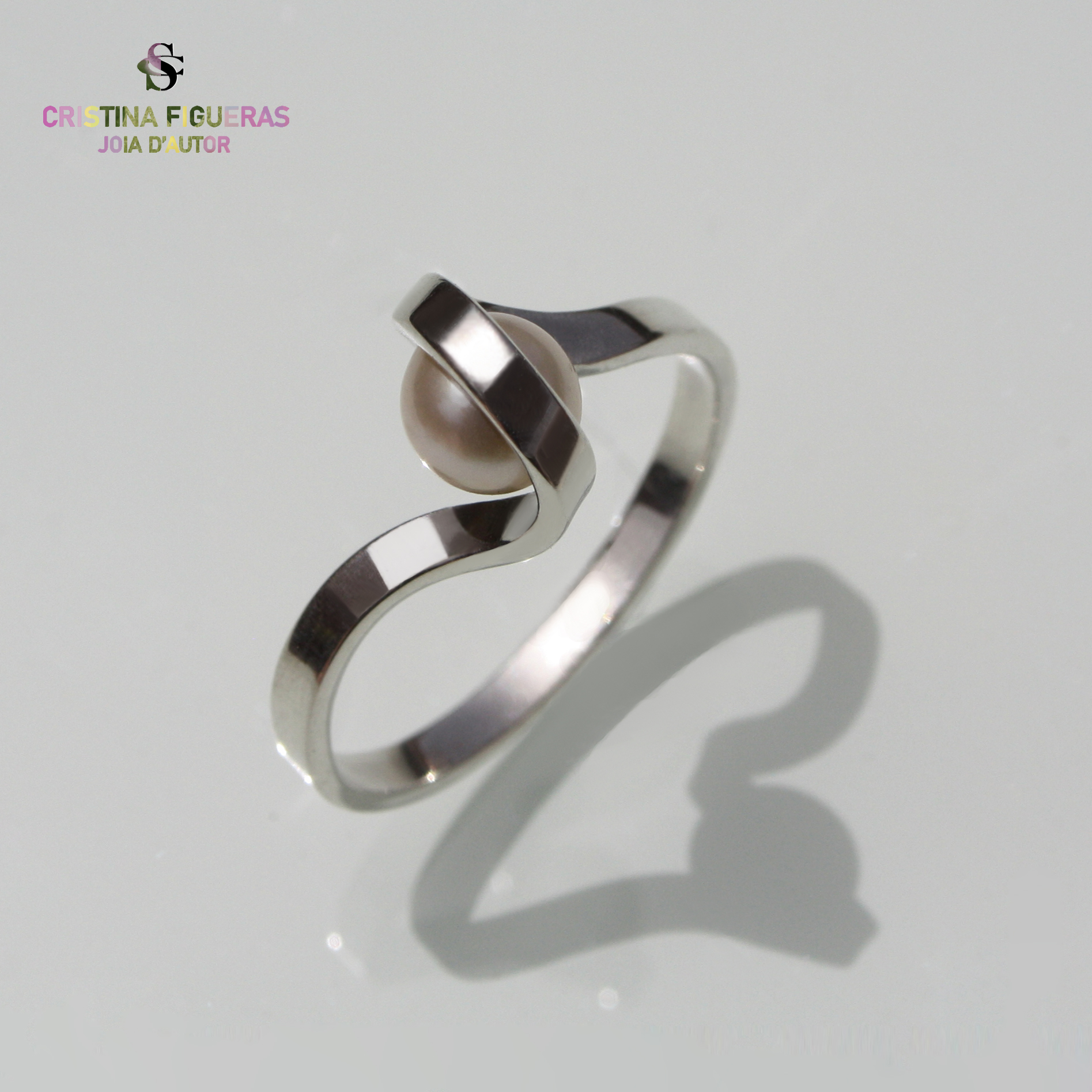 ANELL PERLA ENLLAÇADA